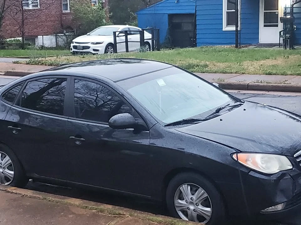2008 Hyundai Elantra - Image 2 of 2