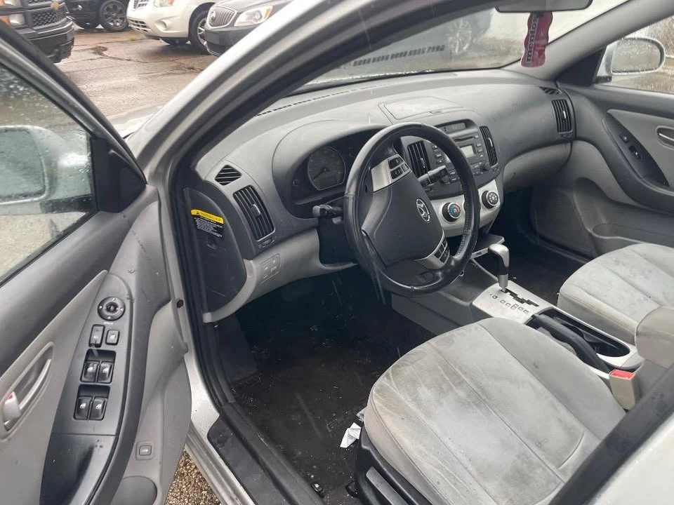 2008 Hyundai Elantra - Image 17 of 18