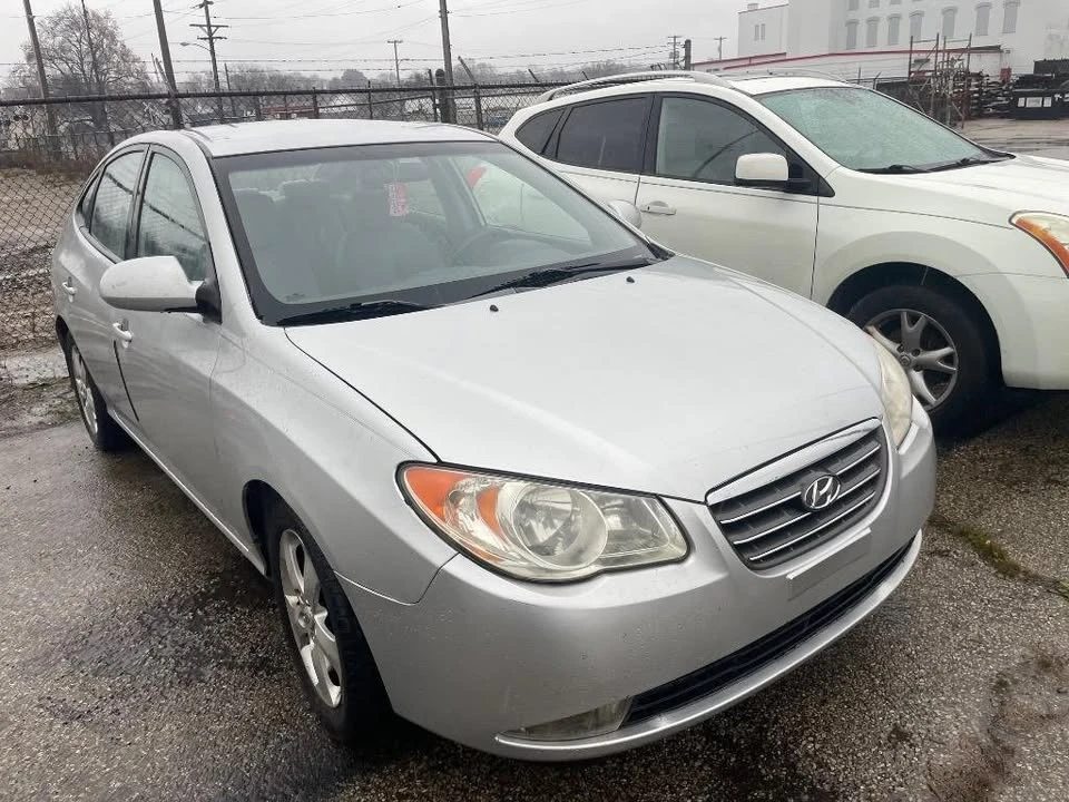 2008 Hyundai Elantra - Image 2 of 18
