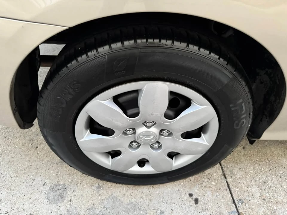 2008 Hyundai Elantra - Image 18 of 19