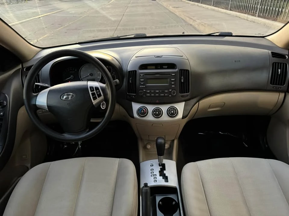 2008 Hyundai Elantra - Image 2 of 19