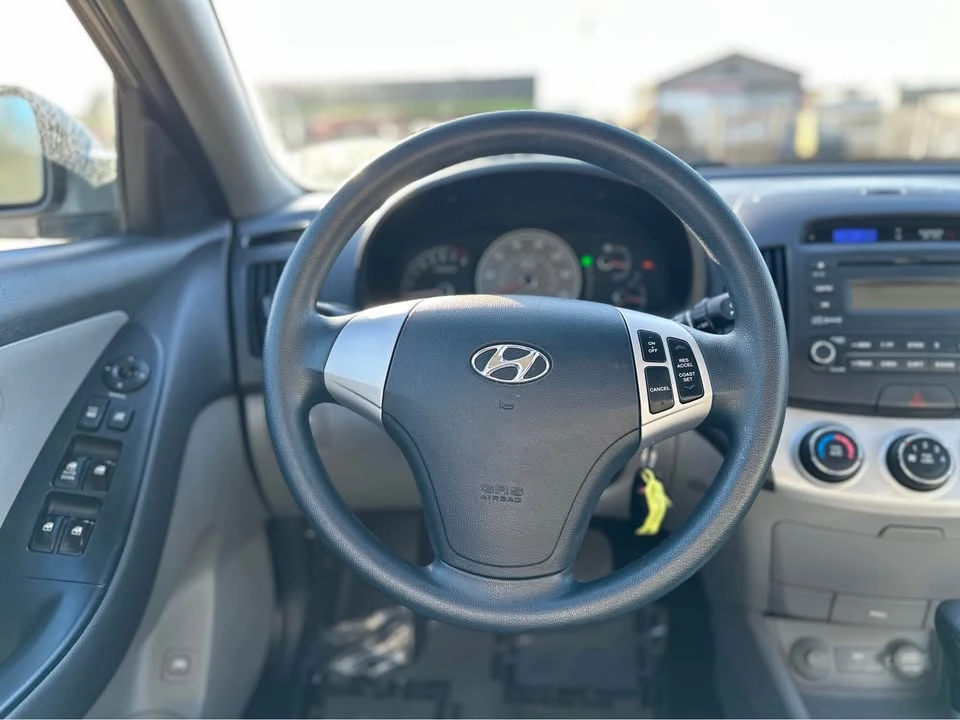 2008 Hyundai Elantra - Image 10 of 16