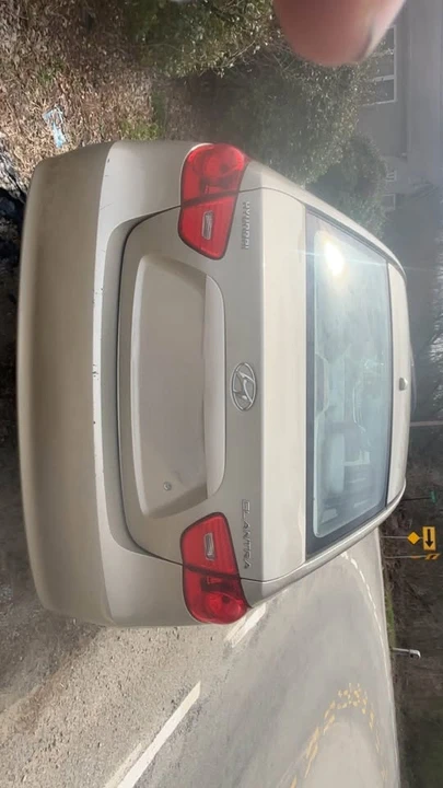 2008 Hyundai Elantra - Image 6 of 11