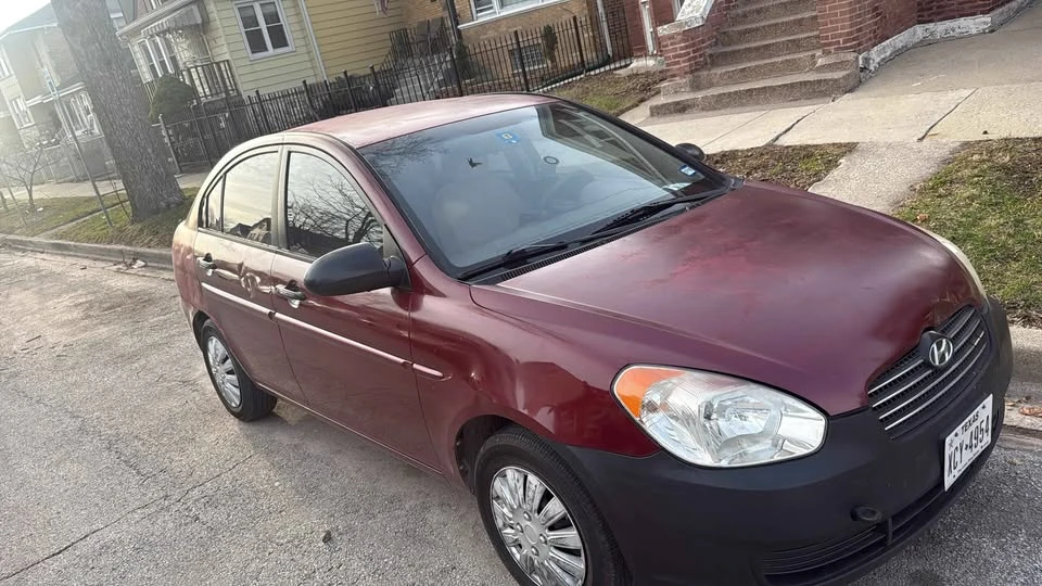 2008 Hyundai Accent - Image 2 of 8