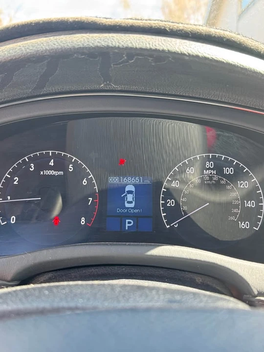 2008 Hyundai Genesis - Image 5 of 6