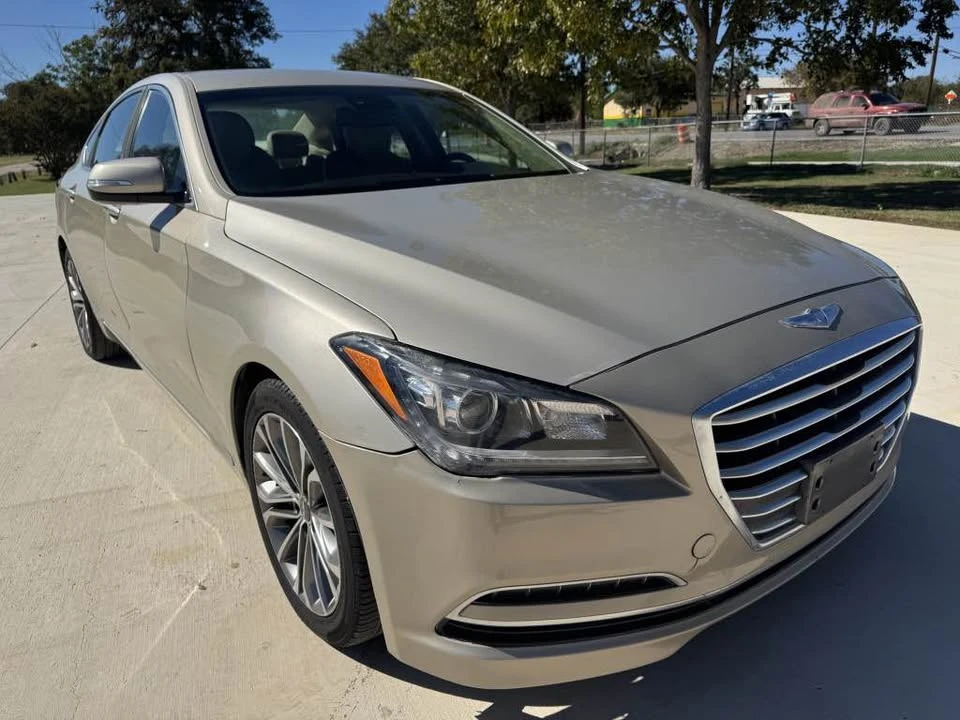 2008 Hyundai Genesis - Image 2 of 11