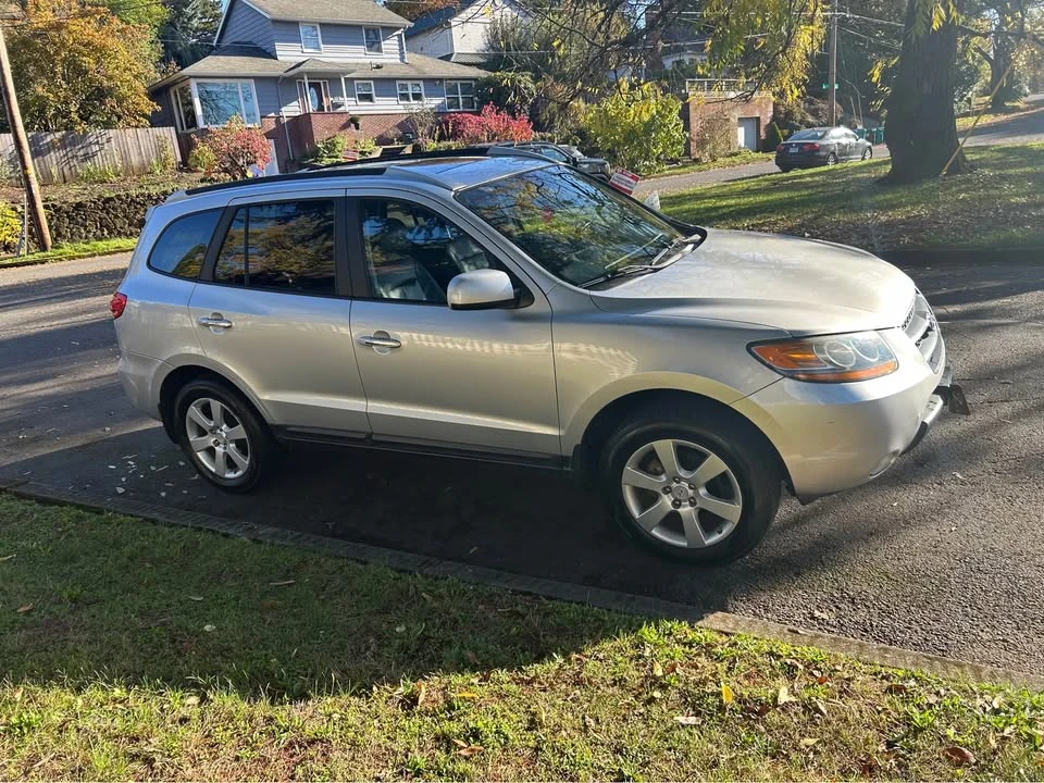 2008 Hyundai Santa Fe - Image 5 of 17