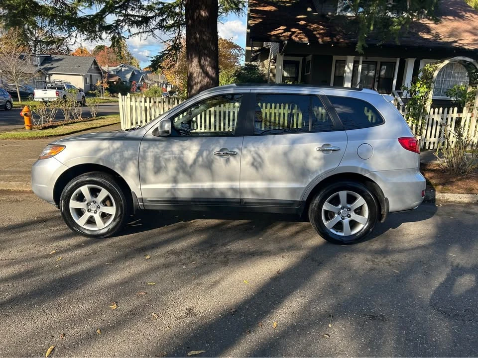2008 Hyundai Santa Fe - Image 2 of 17