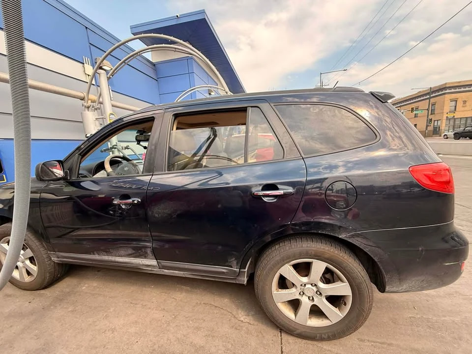 2008 Hyundai Santa Fe - Image 5 of 5