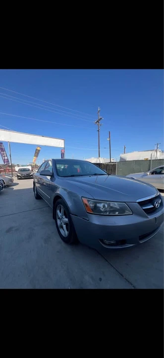 2008 Hyundai Sonata - Image 2 of 4