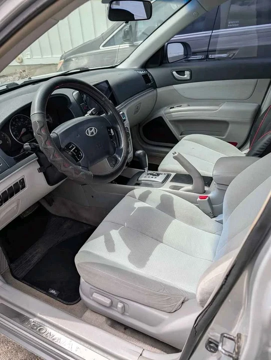 2008 Hyundai Sonata - Image 7 of 8