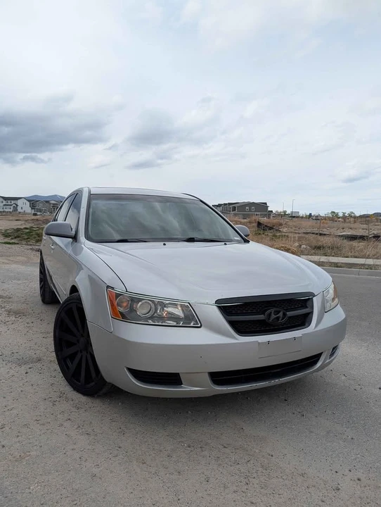2008 Hyundai Sonata - Image 4 of 8