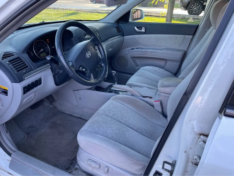2008 Hyundai Sonata - Image 4 of 5