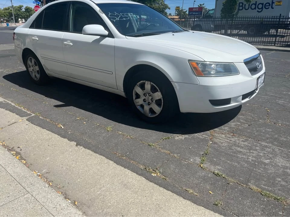 2008 Hyundai Sonata - Image 4 of 7