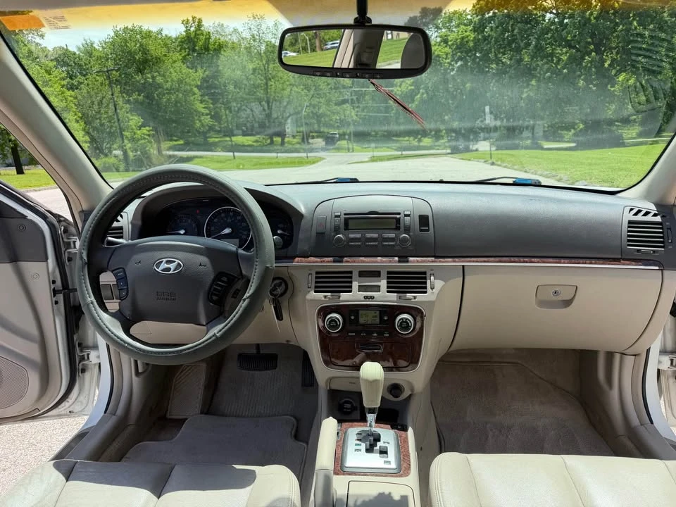 2008 Hyundai Sonata - Image 15 of 20