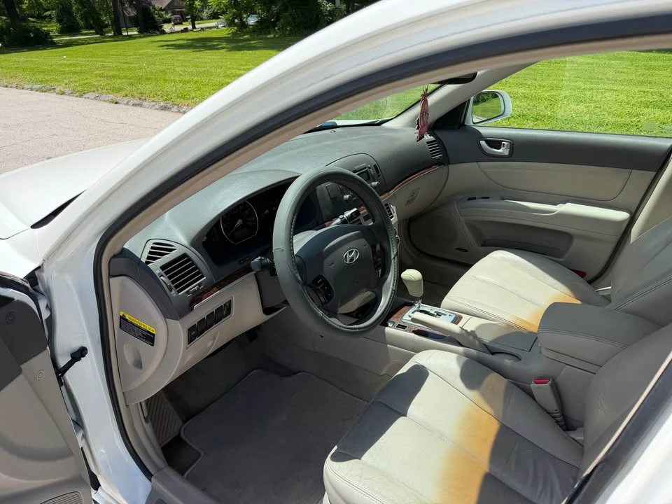 2008 Hyundai Sonata - Image 11 of 20