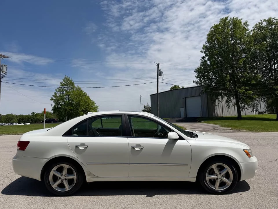 2008 Hyundai Sonata - Image 8 of 20
