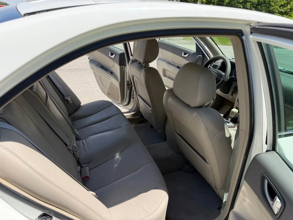 2008 Hyundai Sonata - Image 13 of 20