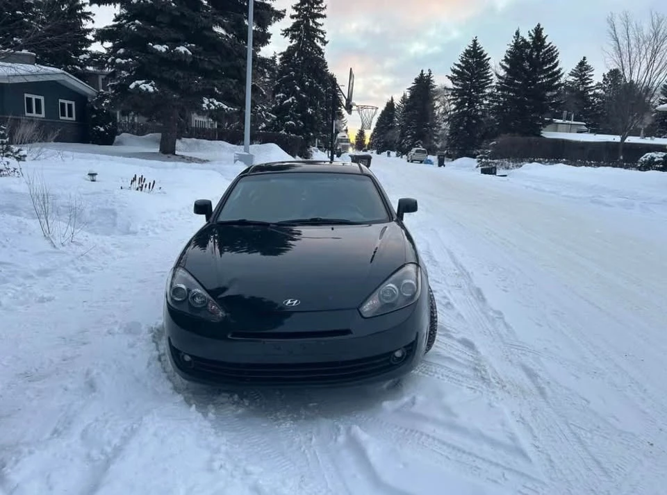 2008 Hyundai Tiburon - Image 3 of 8