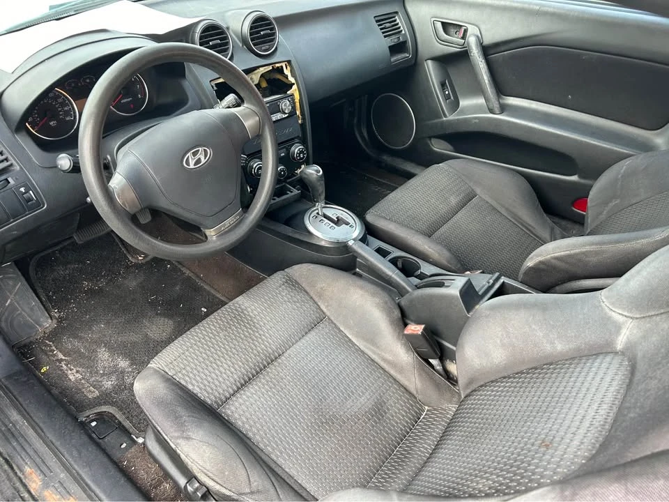 2008 Hyundai Tiburon - Image 5 of 6