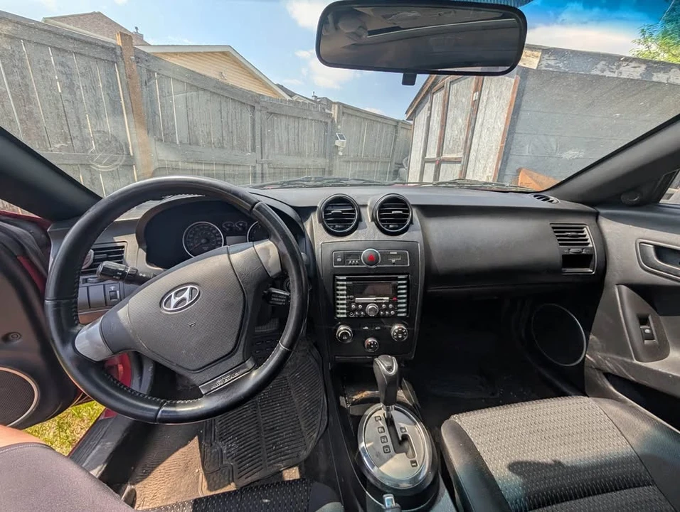 2008 Hyundai Tiburon - Image 3 of 6