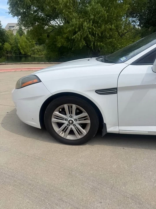 2008 Hyundai Tiburon - Image 16 of 18