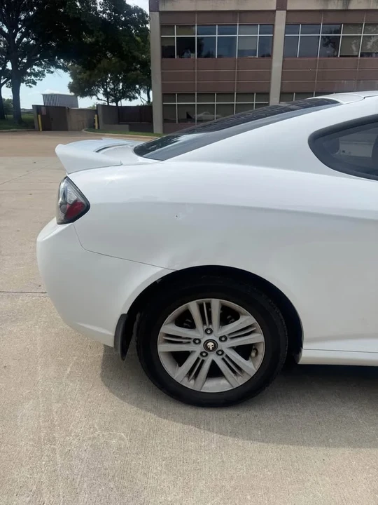 2008 Hyundai Tiburon - Image 13 of 18
