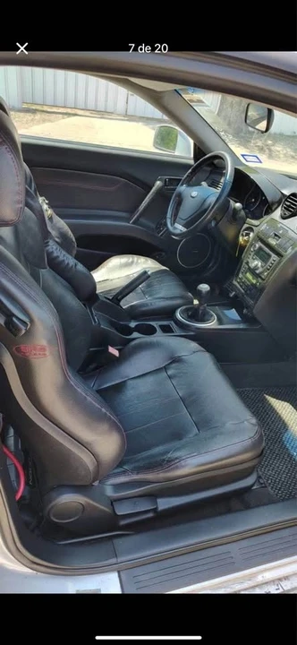 2008 Hyundai Tiburon - Image 5 of 11