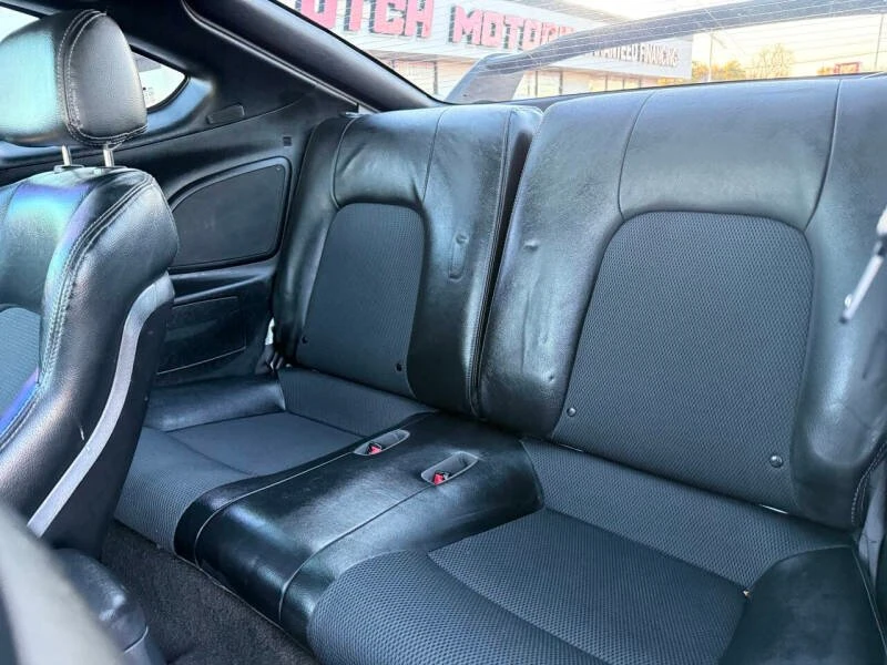 2008 Hyundai Tiburon - Image 11 of 14