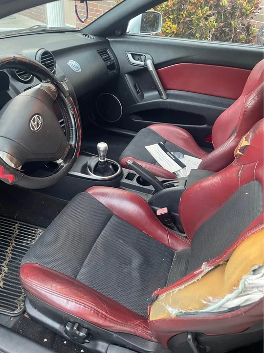 2008 Hyundai Tiburon - Image 4 of 9