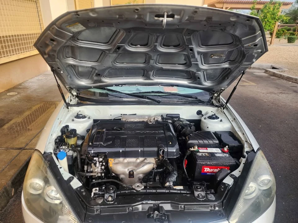 2008 Hyundai Tiburon - Image 2 of 4