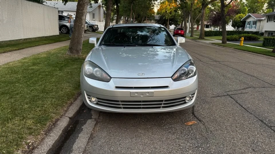 2008 Hyundai Tiburon - Image 3 of 9