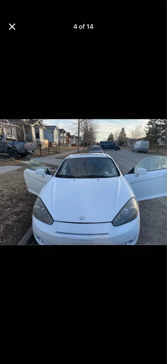 2008 Hyundai Tiburon - Image 16 of 18