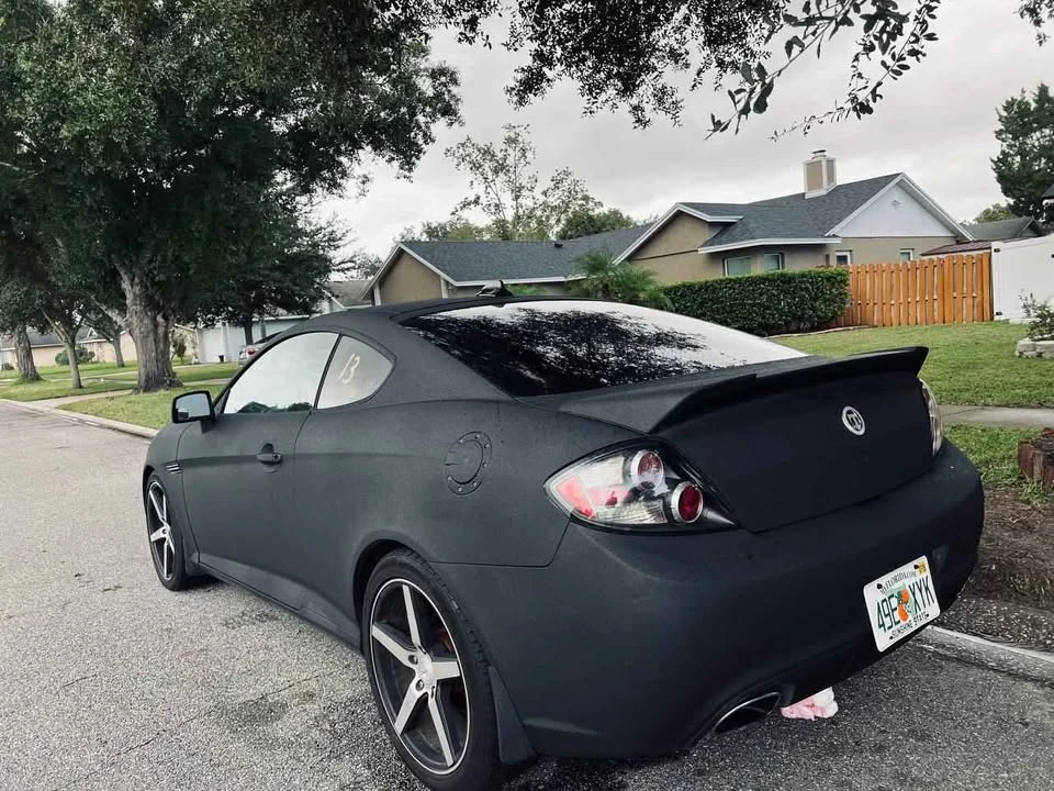 2008 Hyundai Tiburon - Image 10 of 18
