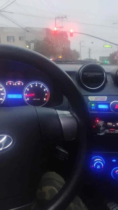 2008 Hyundai Tiburon - Image 5 of 6