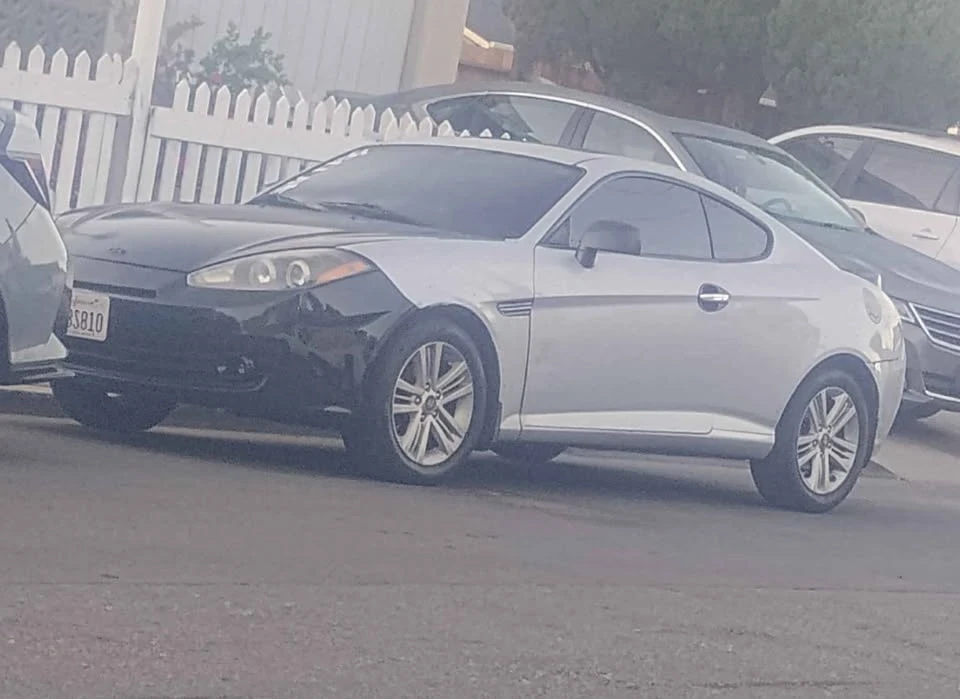 2008 Hyundai Tiburon - Image 4 of 6