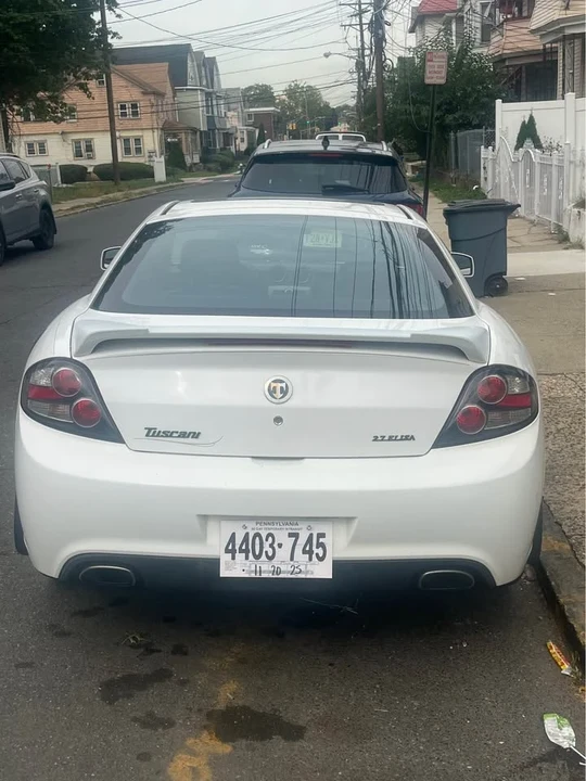 2008 Hyundai Tiburon - Image 3 of 9