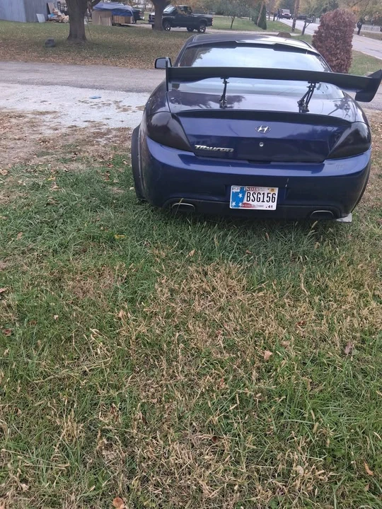 2008 Hyundai Tiburon - Image 3 of 17