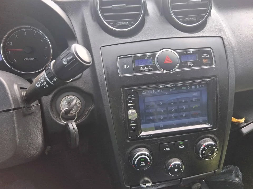 2008 Hyundai Tiburon - Image 13 of 17