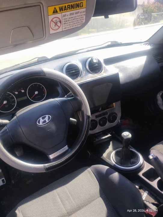 2008 Hyundai Tiburon - Image 9 of 13