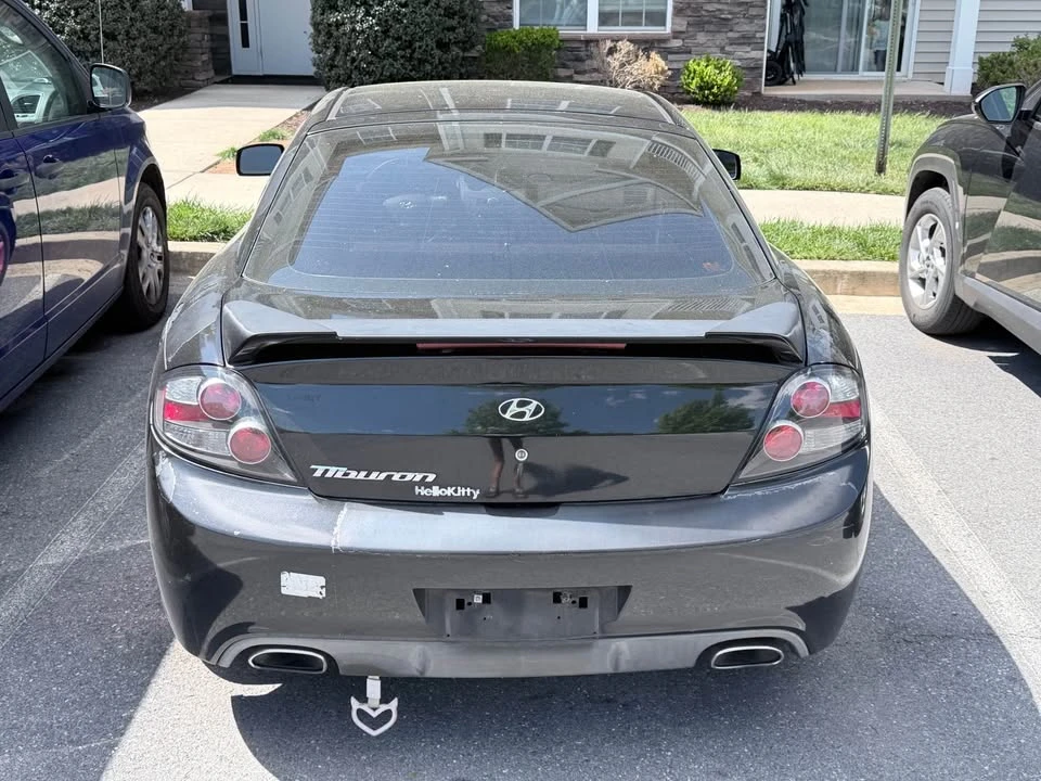 2008 Hyundai Tiburon - Image 2 of 3