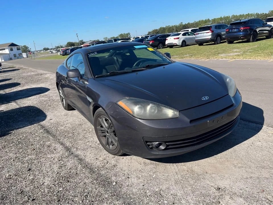 2008 Hyundai Tiburon - Image 3 of 8