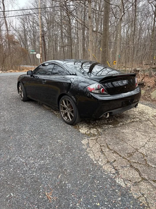 2008 Hyundai Tiburon - Image 5 of 13