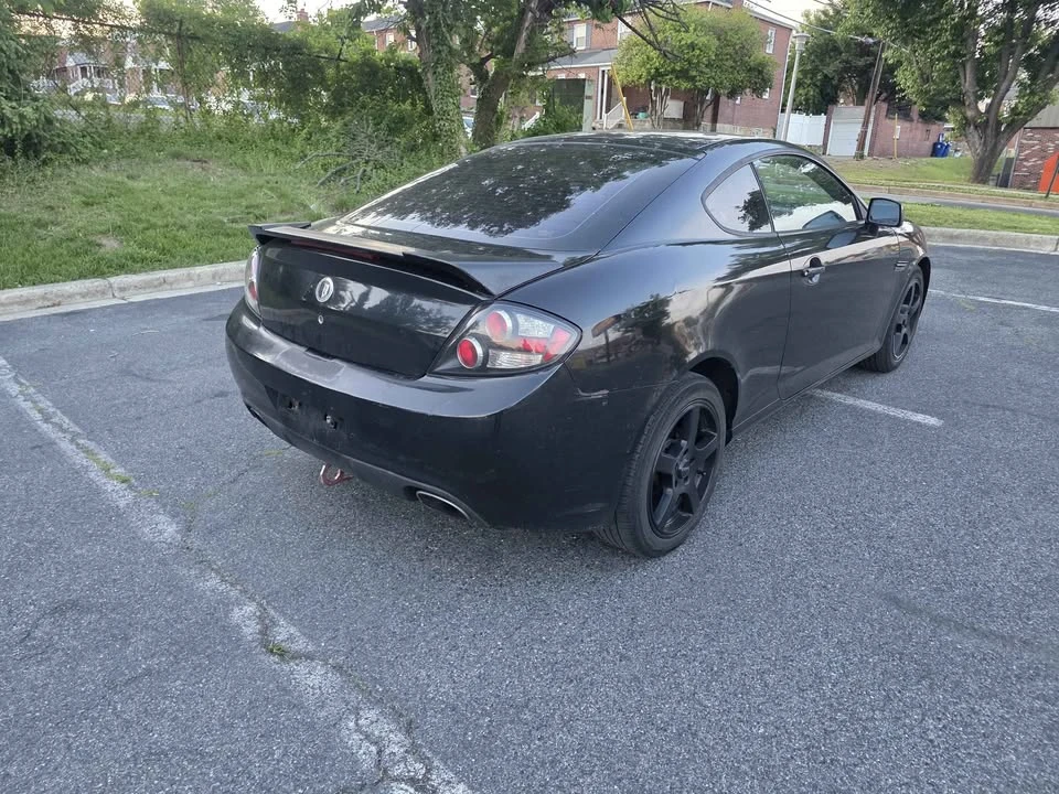 2008 Hyundai Tiburon - Image 16 of 20