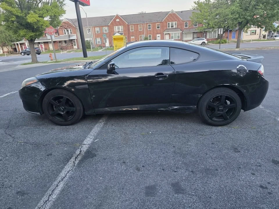 2008 Hyundai Tiburon - Image 15 of 20