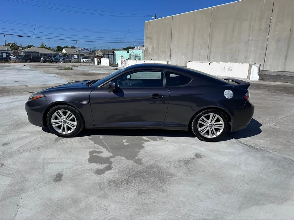 2008 Hyundai Tiburon - Image 2 of 13