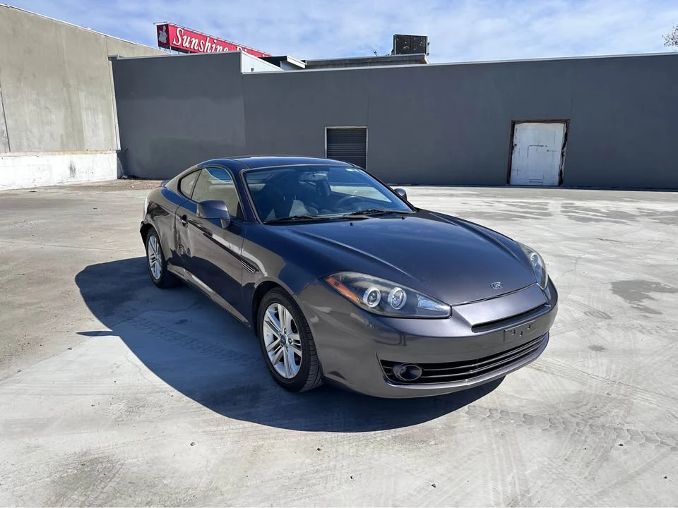 2008 Hyundai Tiburon - Image 7 of 13