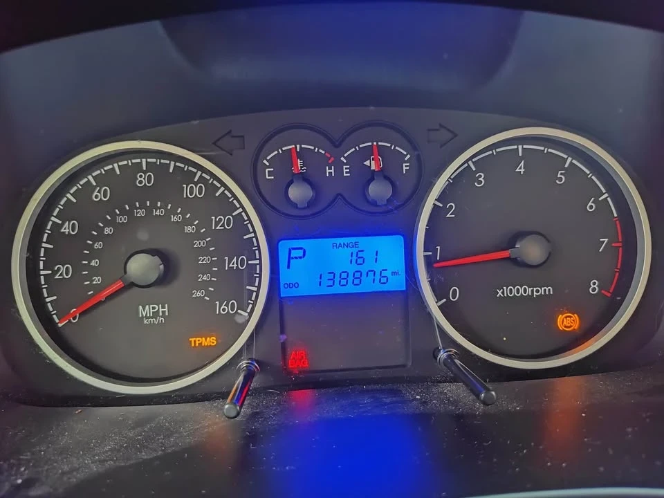2008 Hyundai Tiburon - Image 9 of 14