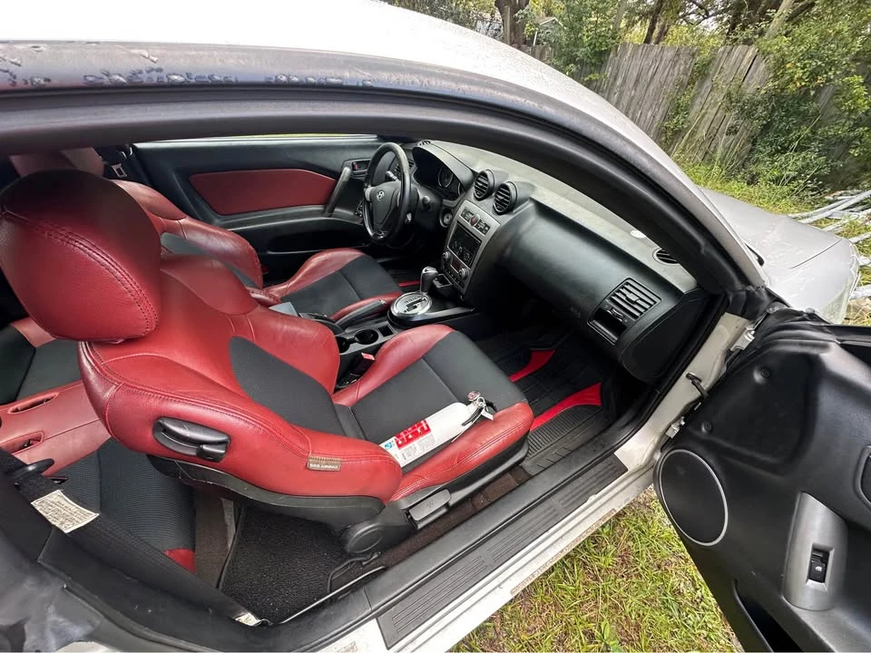 2008 Hyundai Tiburon - Image 15 of 20