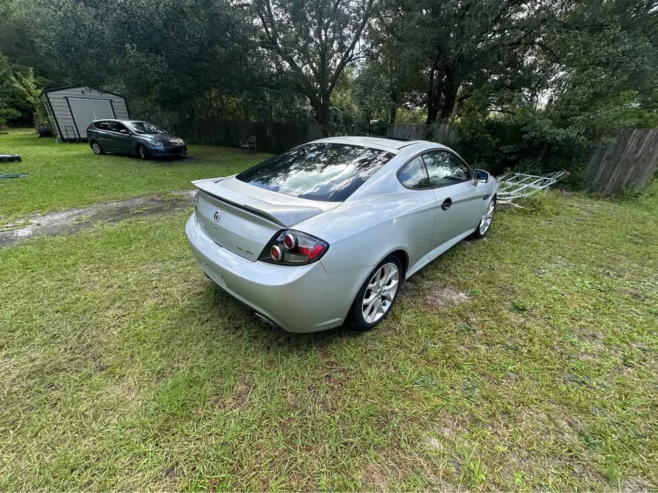 2008 Hyundai Tiburon - Image 19 of 20